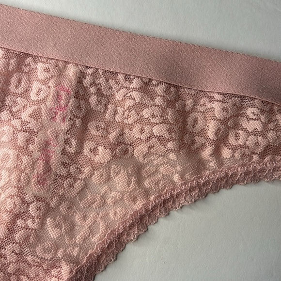 PINK Victoria’s Secret Dusty Rose Sheer Leopard Lace Mesh Thong Panties Sz M NEW - Picture 10 of 17